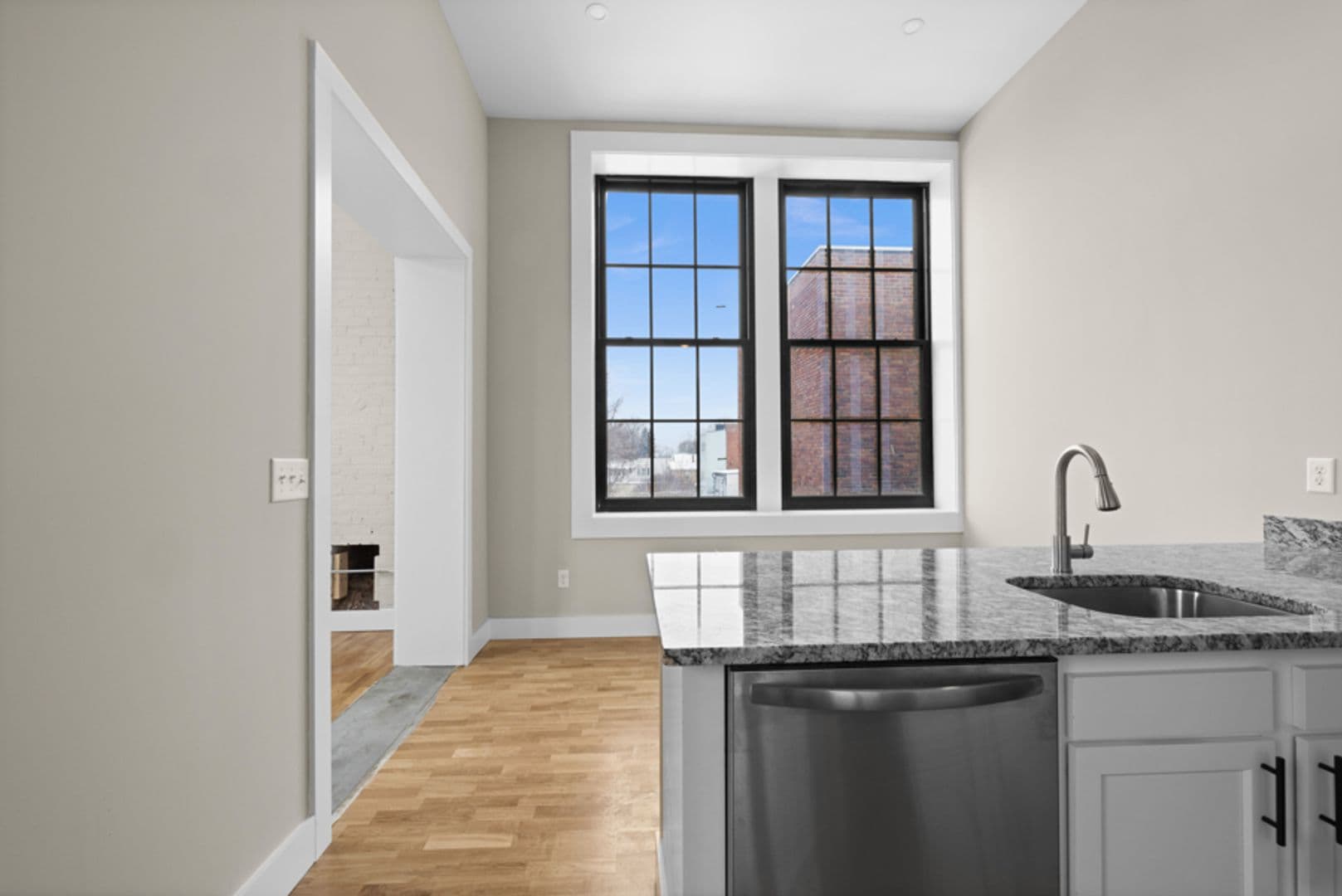 Cohoes Apartment: 45 Johnston Avenue