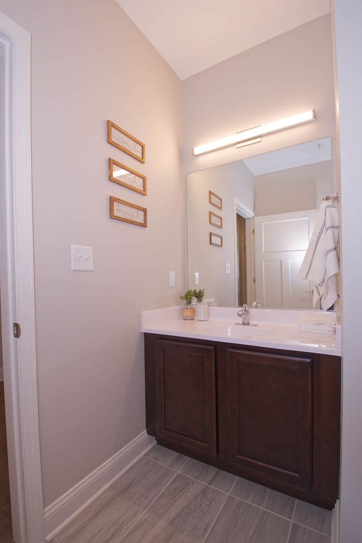 Albany Apartment: 86 Dana Avenue