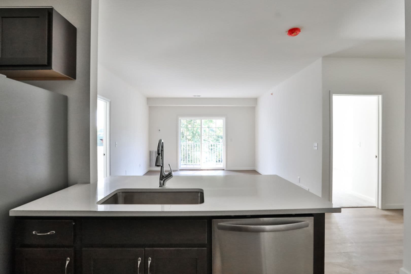 Albany Apartment: 30 Pine Lane