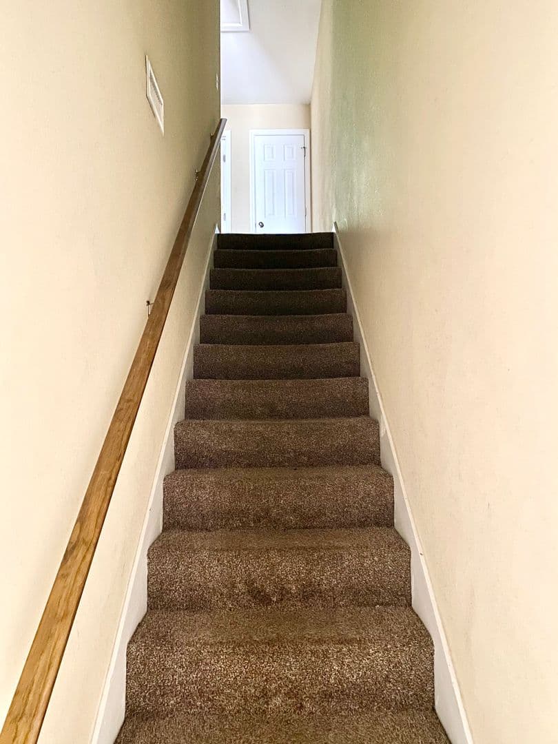 Troy Apartment: 402 Folmar St