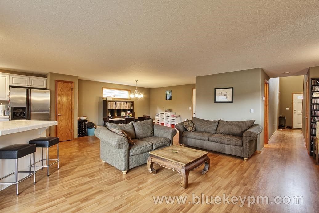 Vancouver House: 4018 NE 91st Street