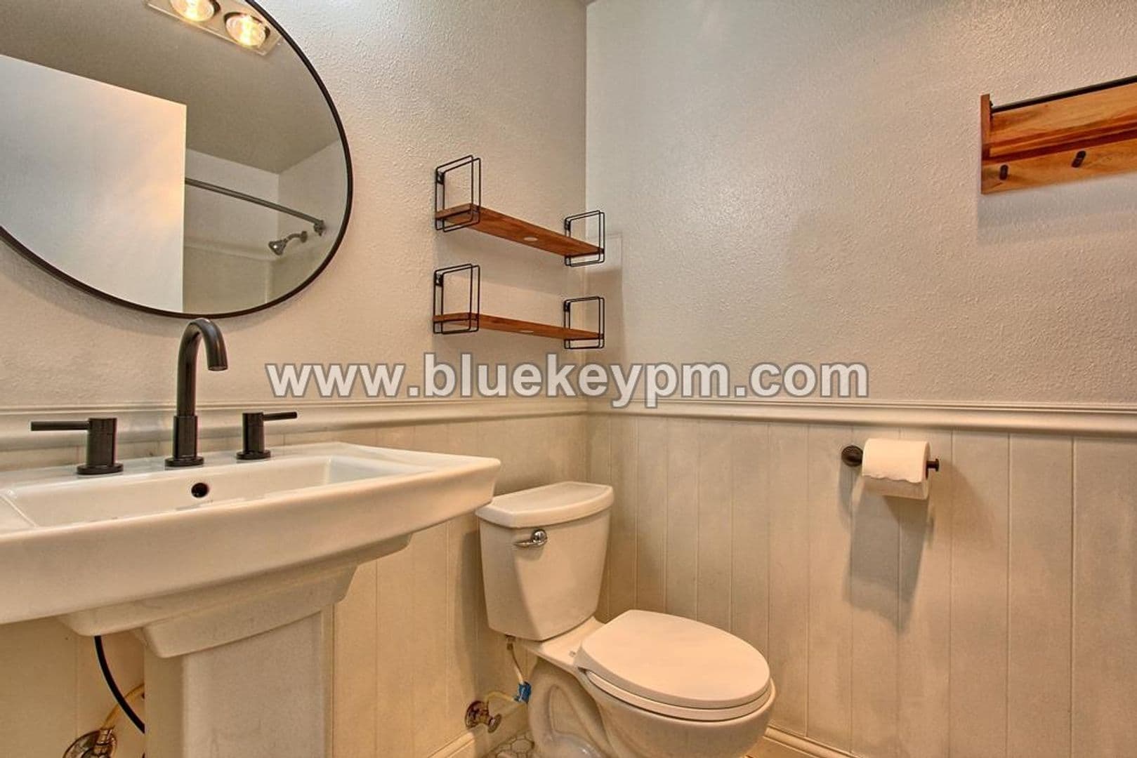 Vancouver House: 8303 NE 136th Avenue