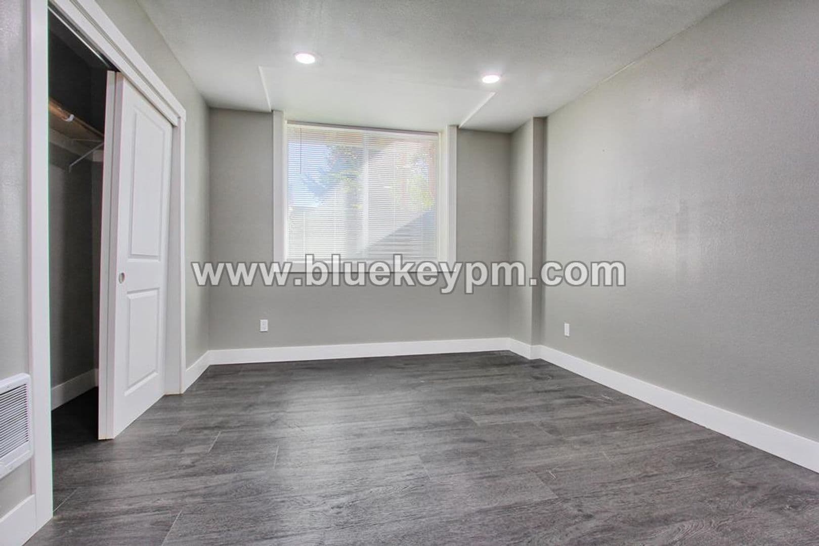 Vancouver House: 2400 Lincoln Avenue   #A