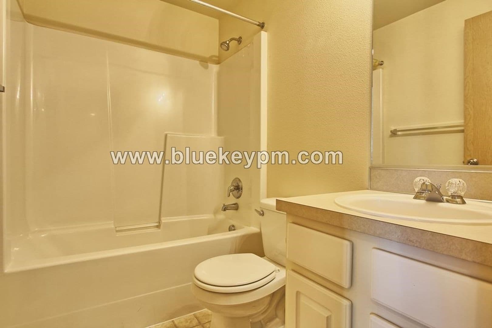 Camas House: 3807 NW Fletcher Court
