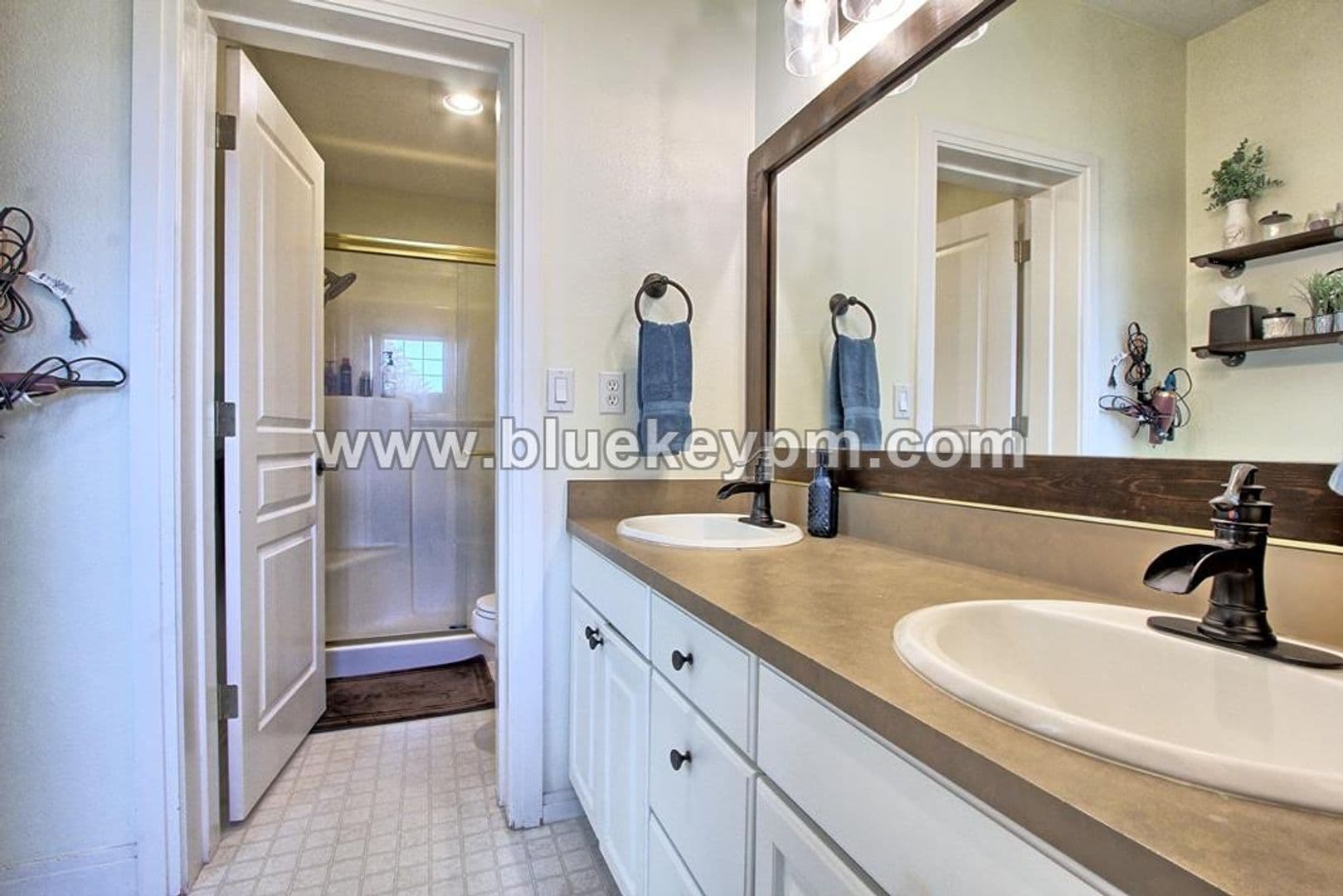 Beaverton House: 12207 SW Meader Way