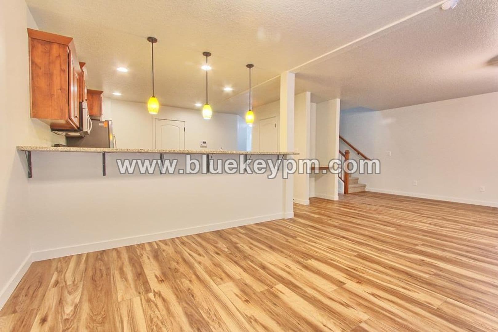 Ridgefield House: 121 N. 42nd Place