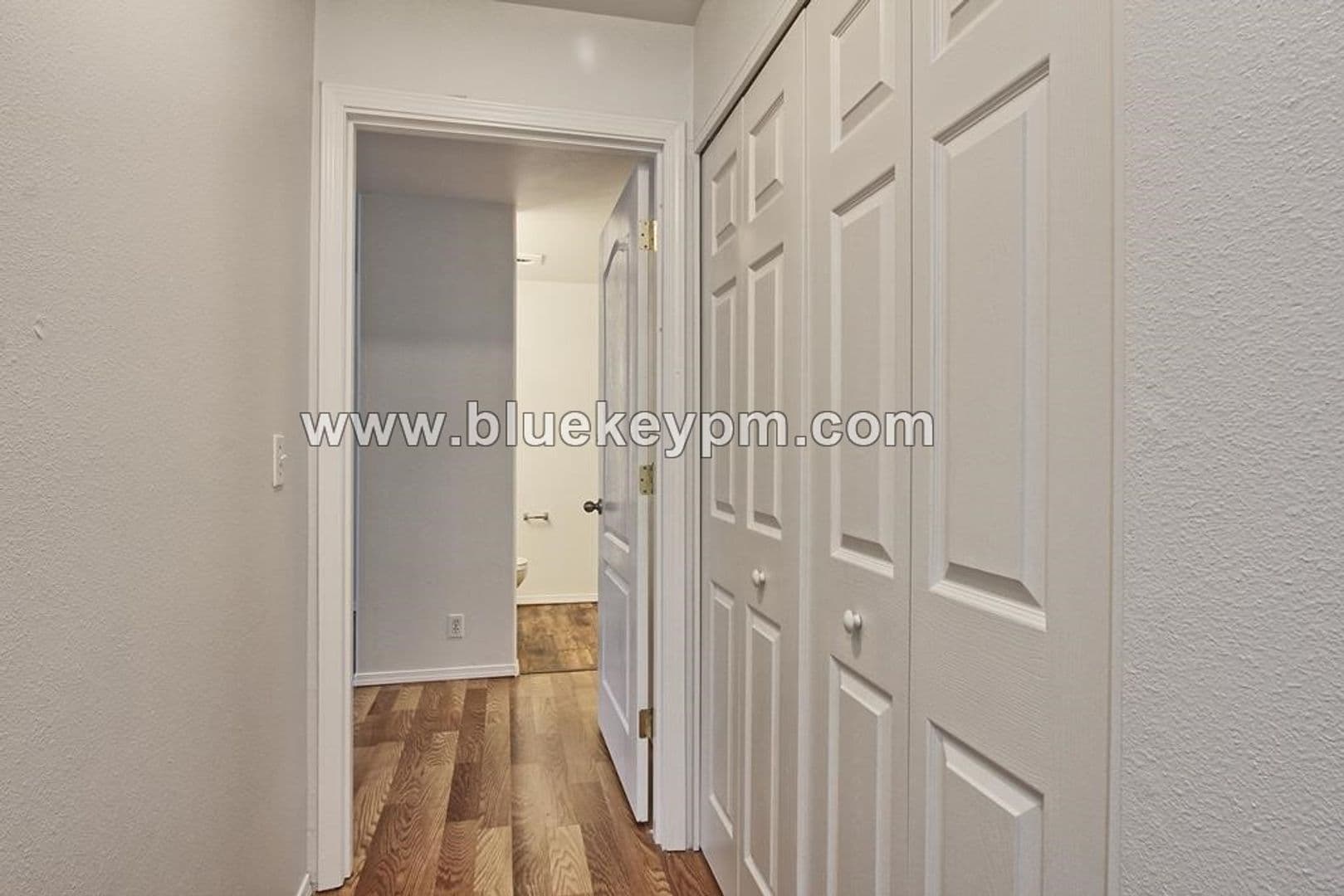 Vancouver House: 5313 NE 66th Avenue  #G53