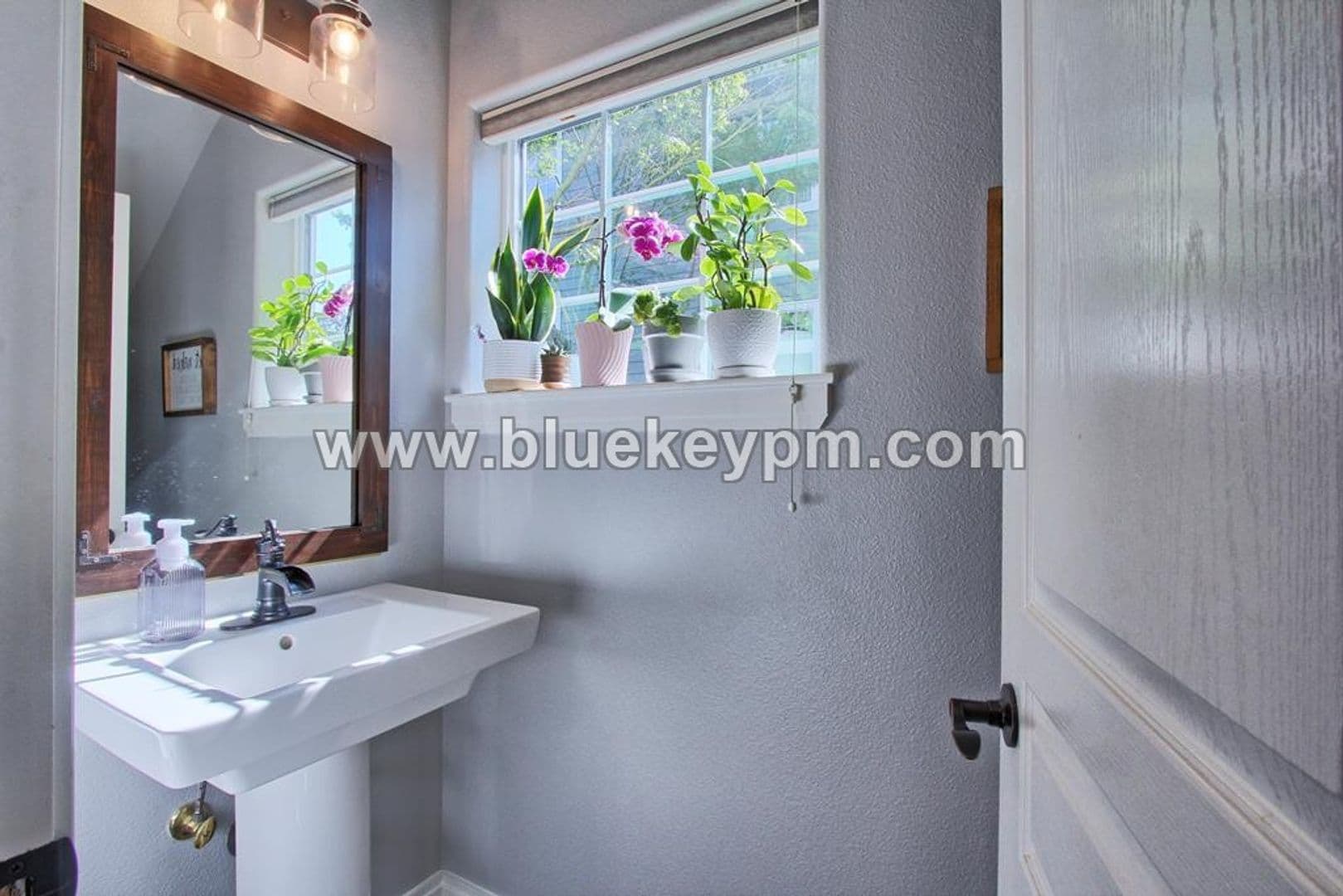 Beaverton House: 12207 SW Meader Way