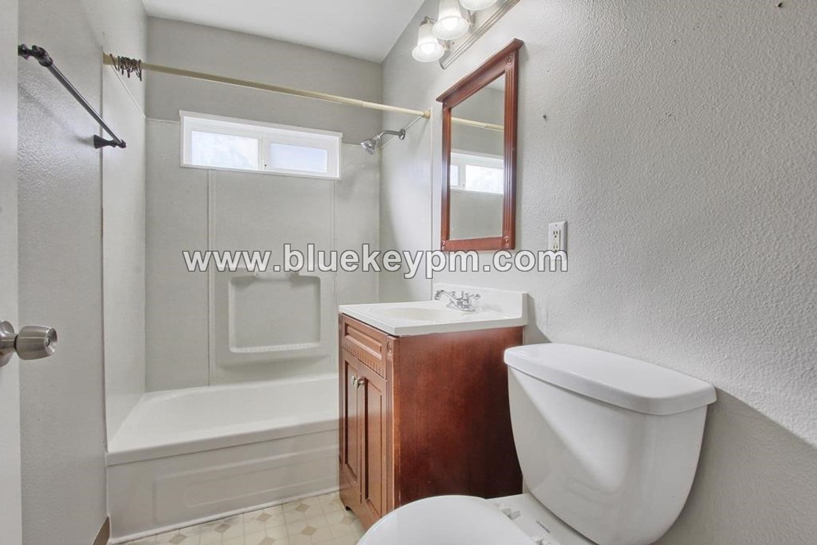 Beaverton House: 10475 SW Dunlin Place