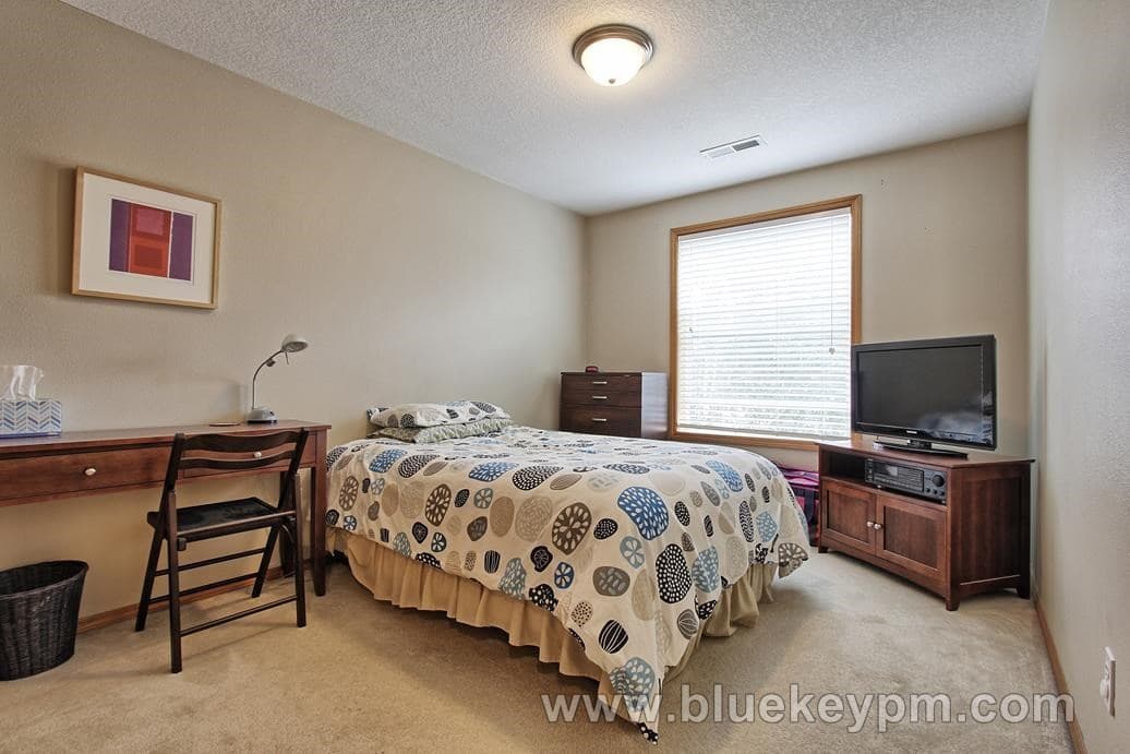 Vancouver House: 4018 NE 91st Street