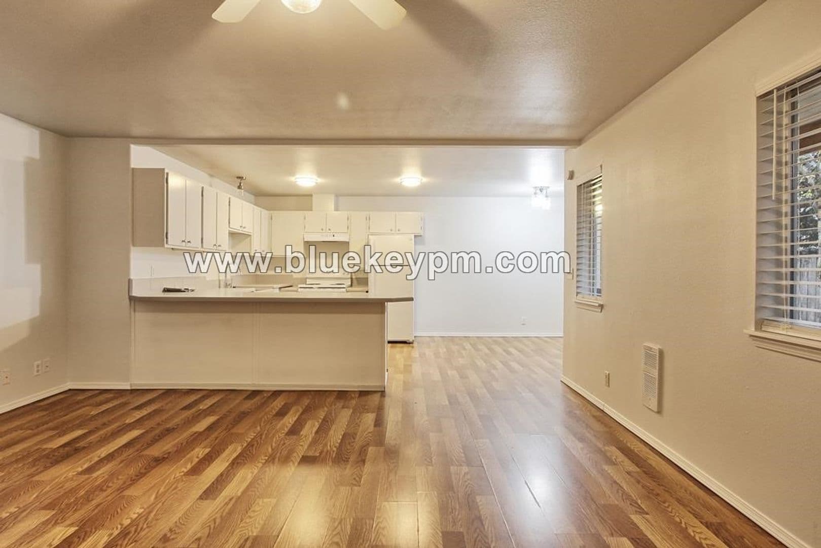Vancouver House: 5313 NE 66th Avenue  #G53