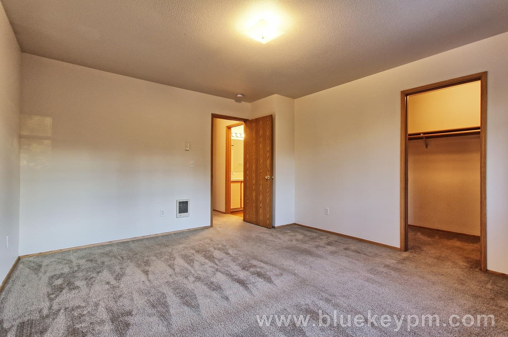 Battle Ground Apartment: 808 SE 4th Street