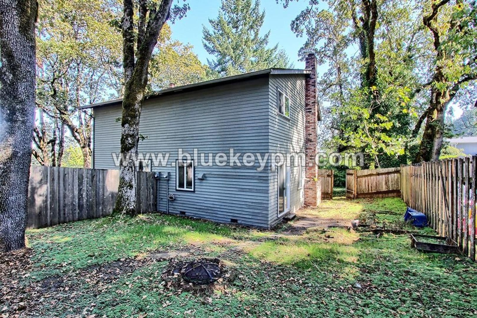 Lake Oswego Apartment: 1330 - 1350 Parrish Street