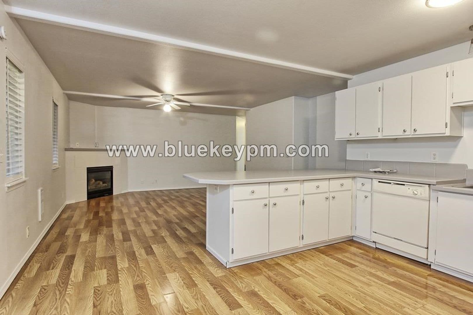 Vancouver House: 5313 NE 66th Avenue  #G53