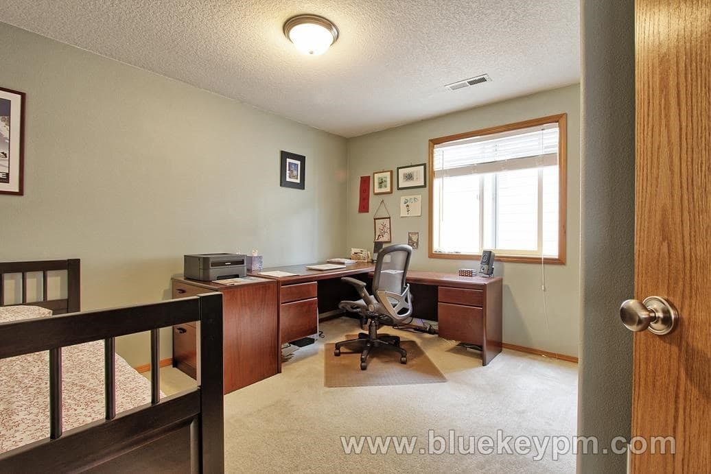 Vancouver House: 4018 NE 91st Street