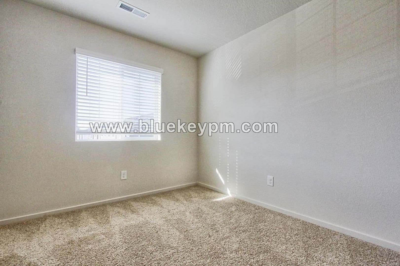 Vancouver House: 2121 NE 118th Place