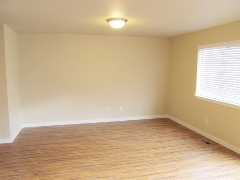 Vancouver House: 7417  NE 56th Street