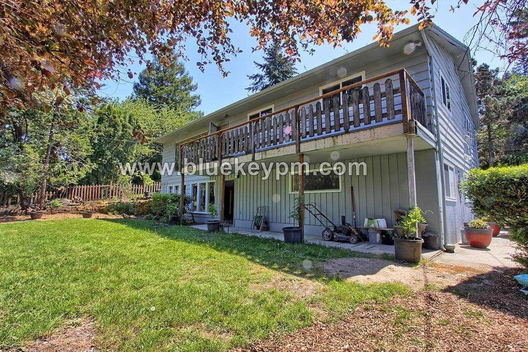 Portland House: 2952 SW Huber Street  Unit B