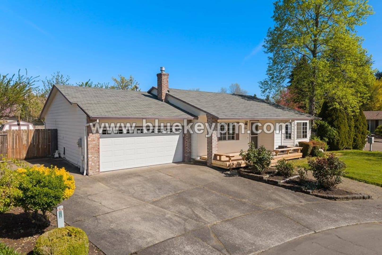 Wilsonville House: 7849 SW Champion Court