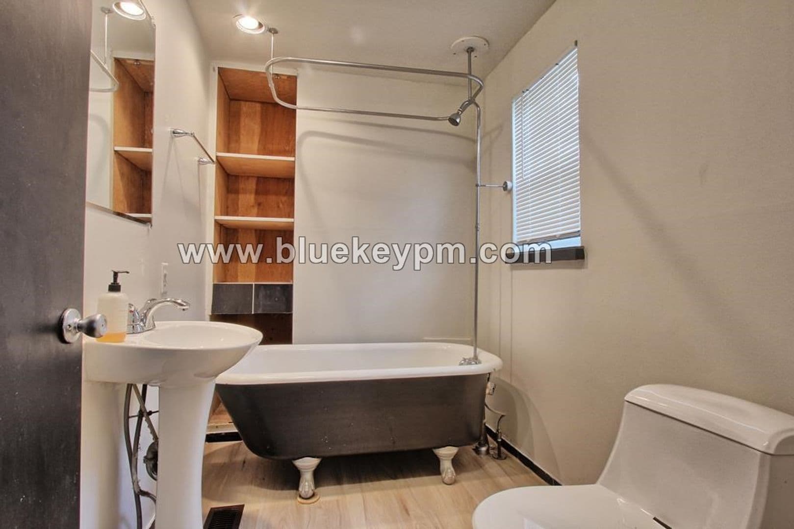 Portland House: 6131 NE Vera Street