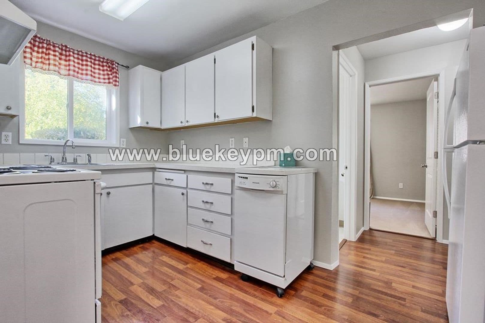 Beaverton House: 10475 SW Dunlin Place
