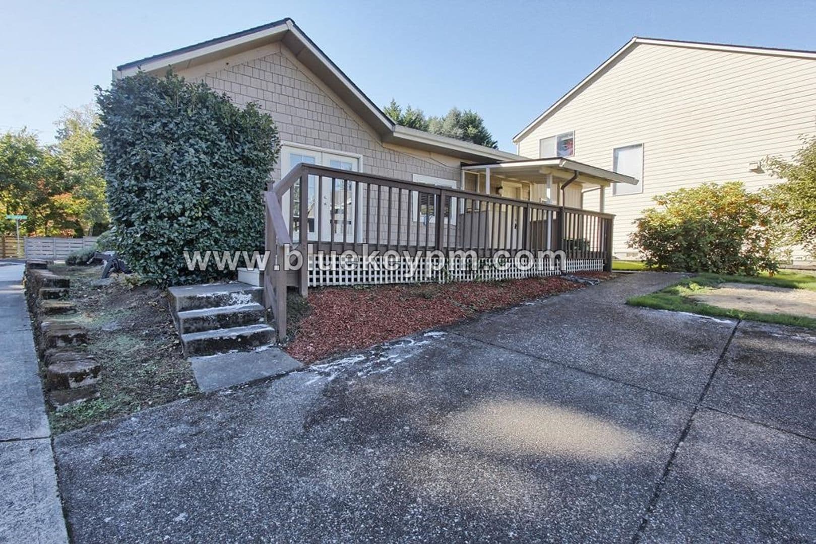 Beaverton House: 10475 SW Dunlin Place