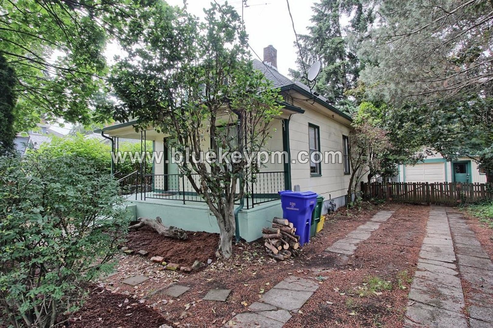 Portland House: 6131 NE Vera Street