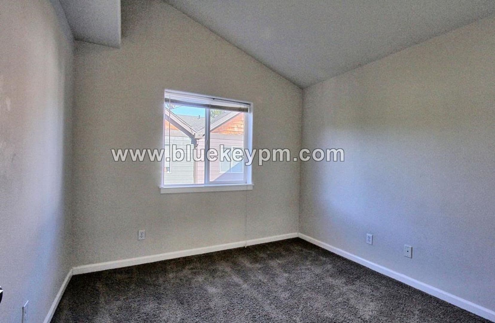 Beaverton House: 16220 SW Gage Ln
