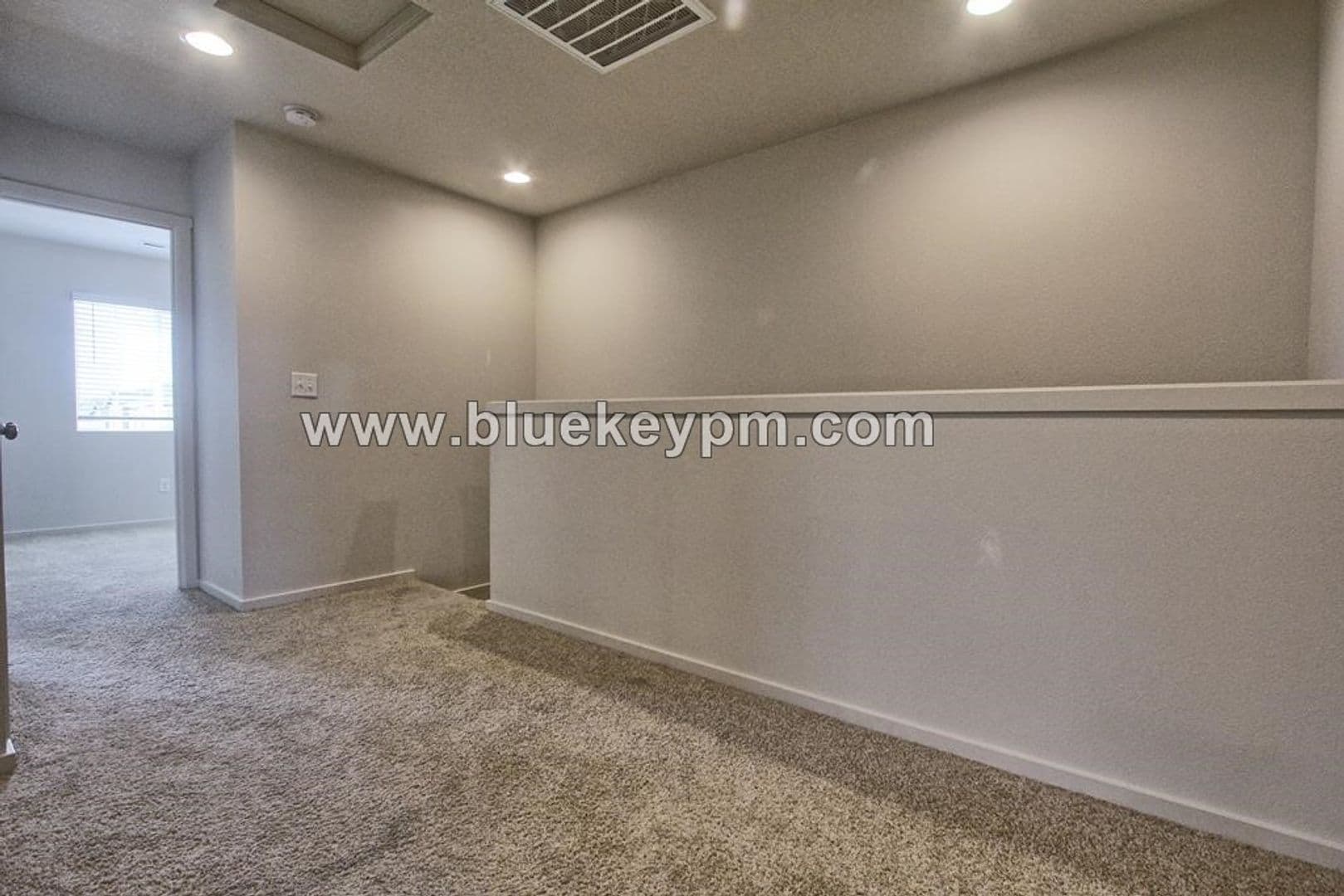 Vancouver House: 2121 NE 118th Place