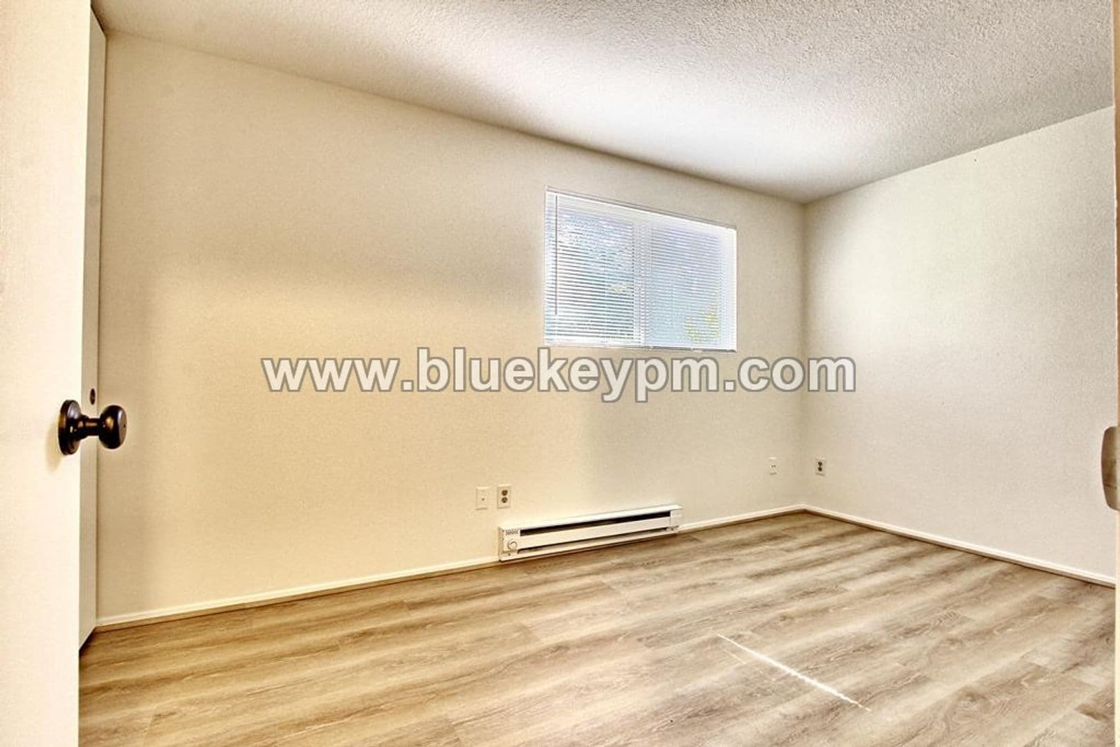 Lake Oswego Apartment: 1330 - 1350 Parrish Street