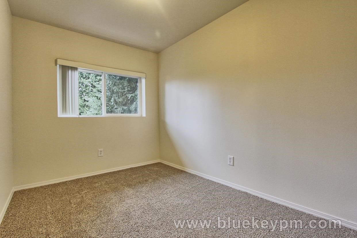 Vancouver House: 2801 E 32nd Street, Unit 3