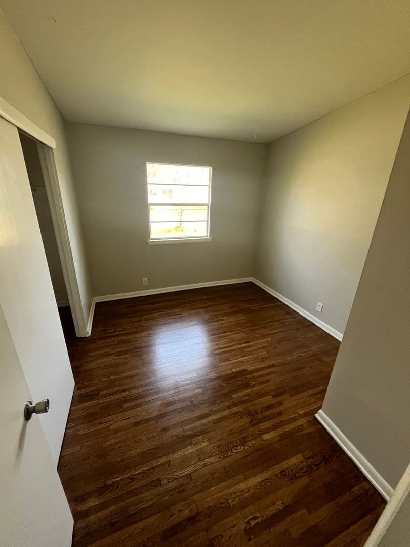 Tulsa House: 267 E 54th St N