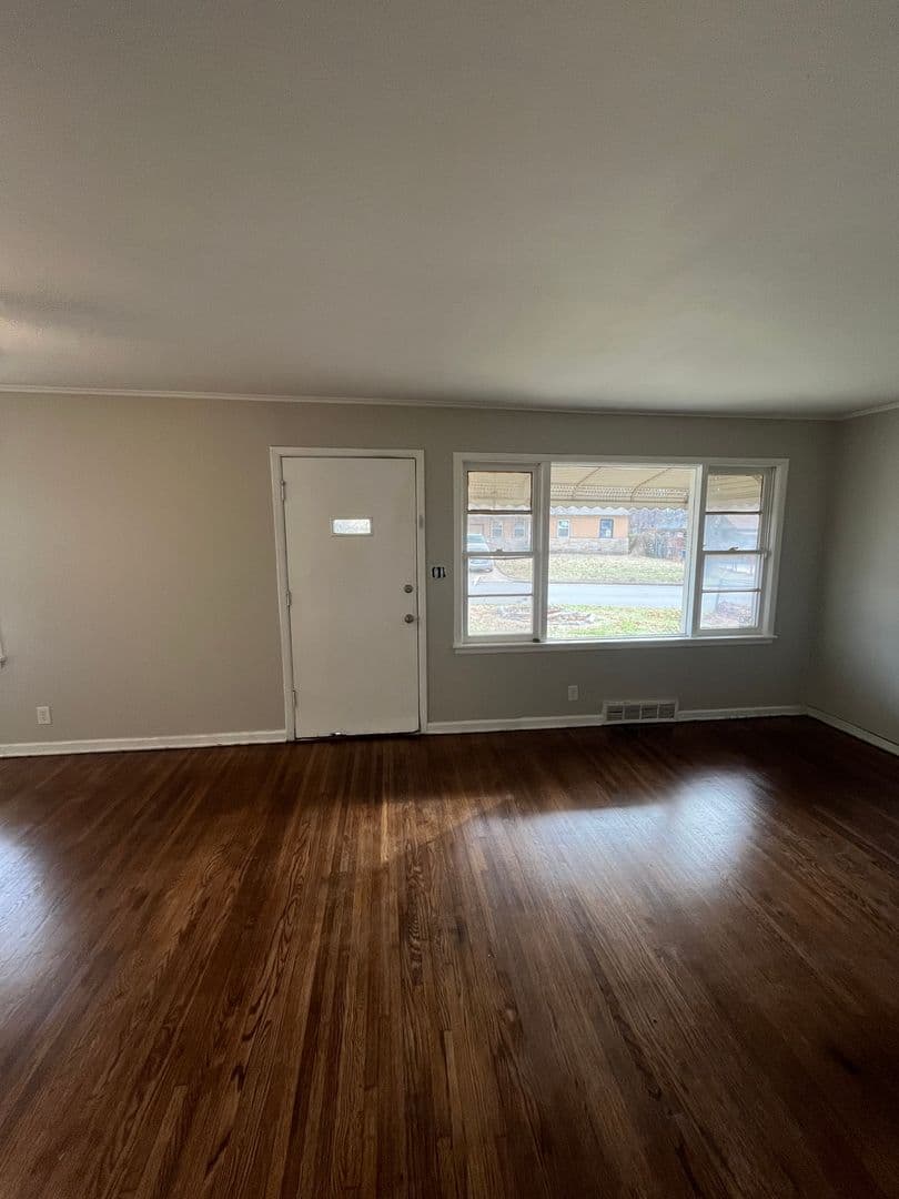 Tulsa House: 4220 N Frankfort Ave