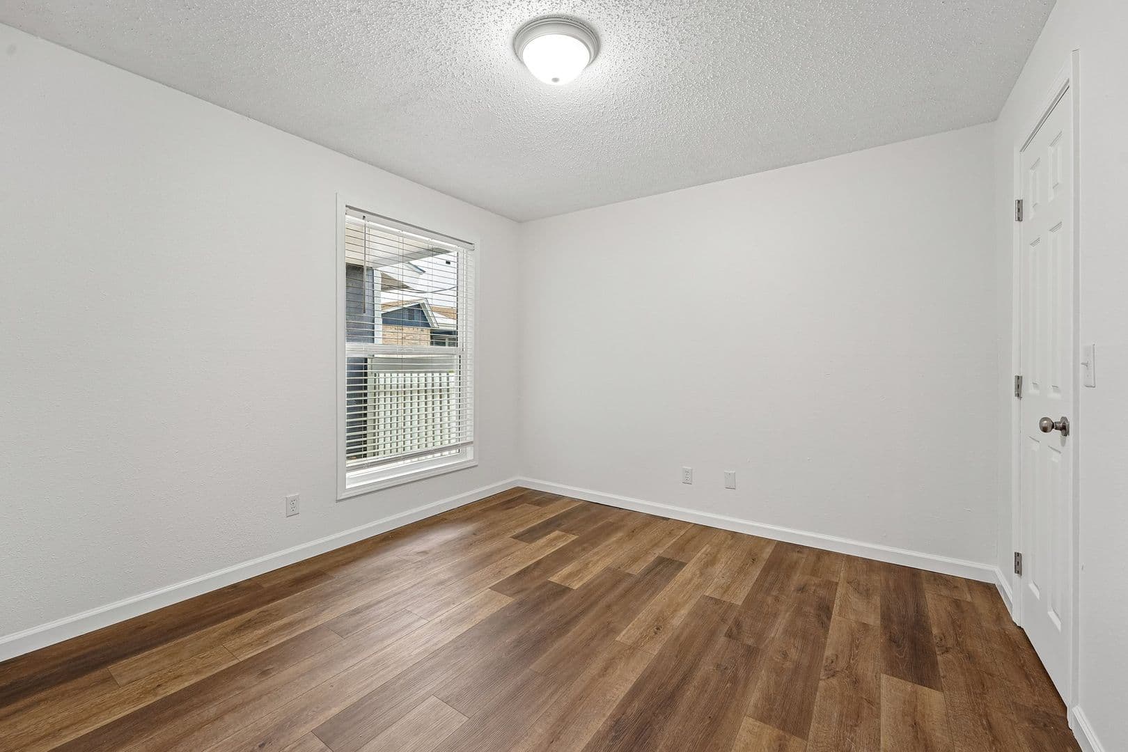 Bethany Apartment: 1900 N Rockwell Ave