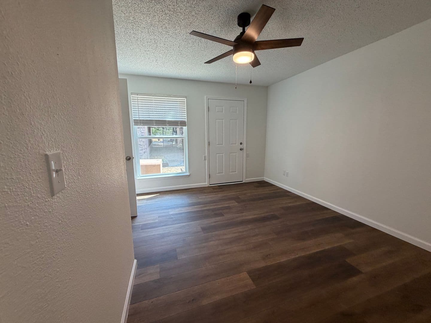 Bethany Apartment: 1900 N Rockwell Ave