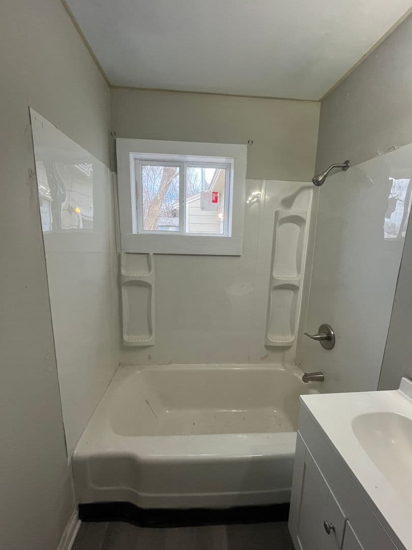 Tulsa House: 4220 N Frankfort Ave