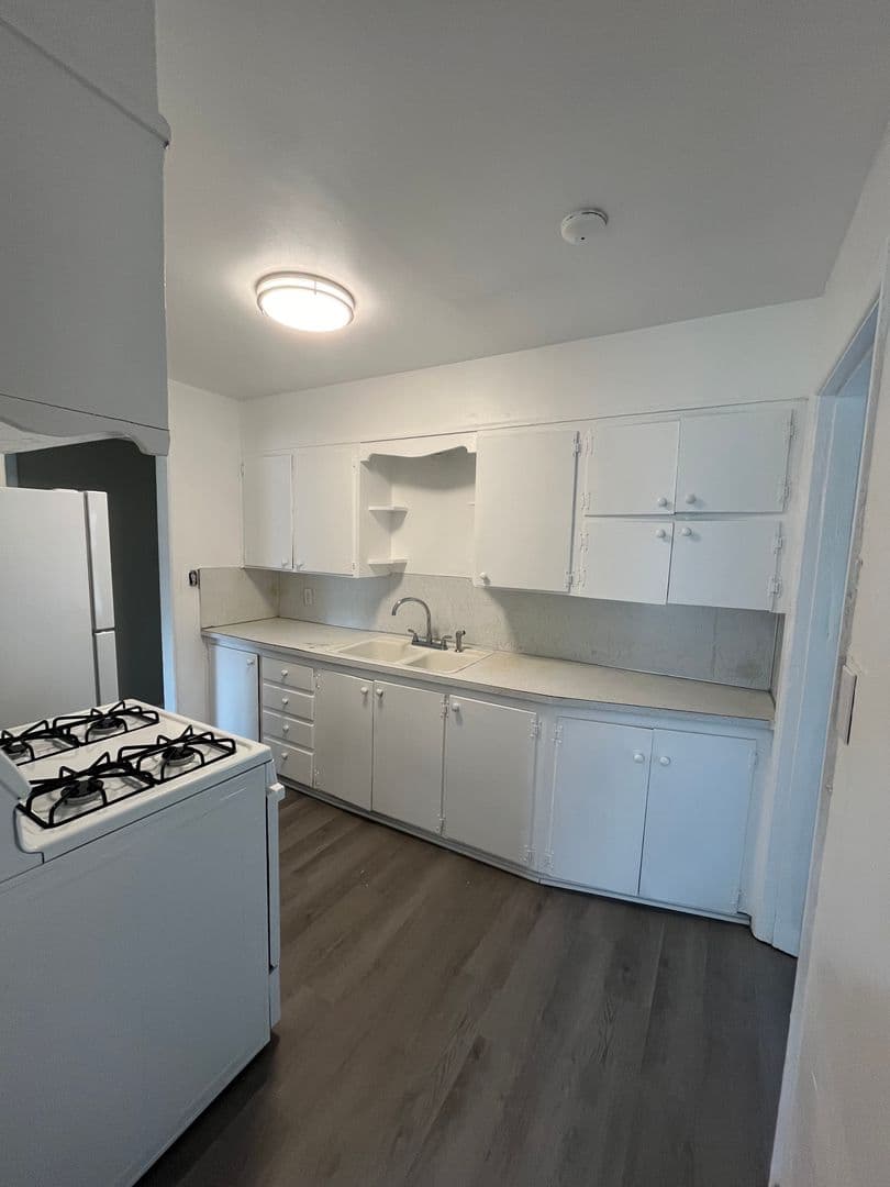 Tulsa House: 4220 N Frankfort Ave