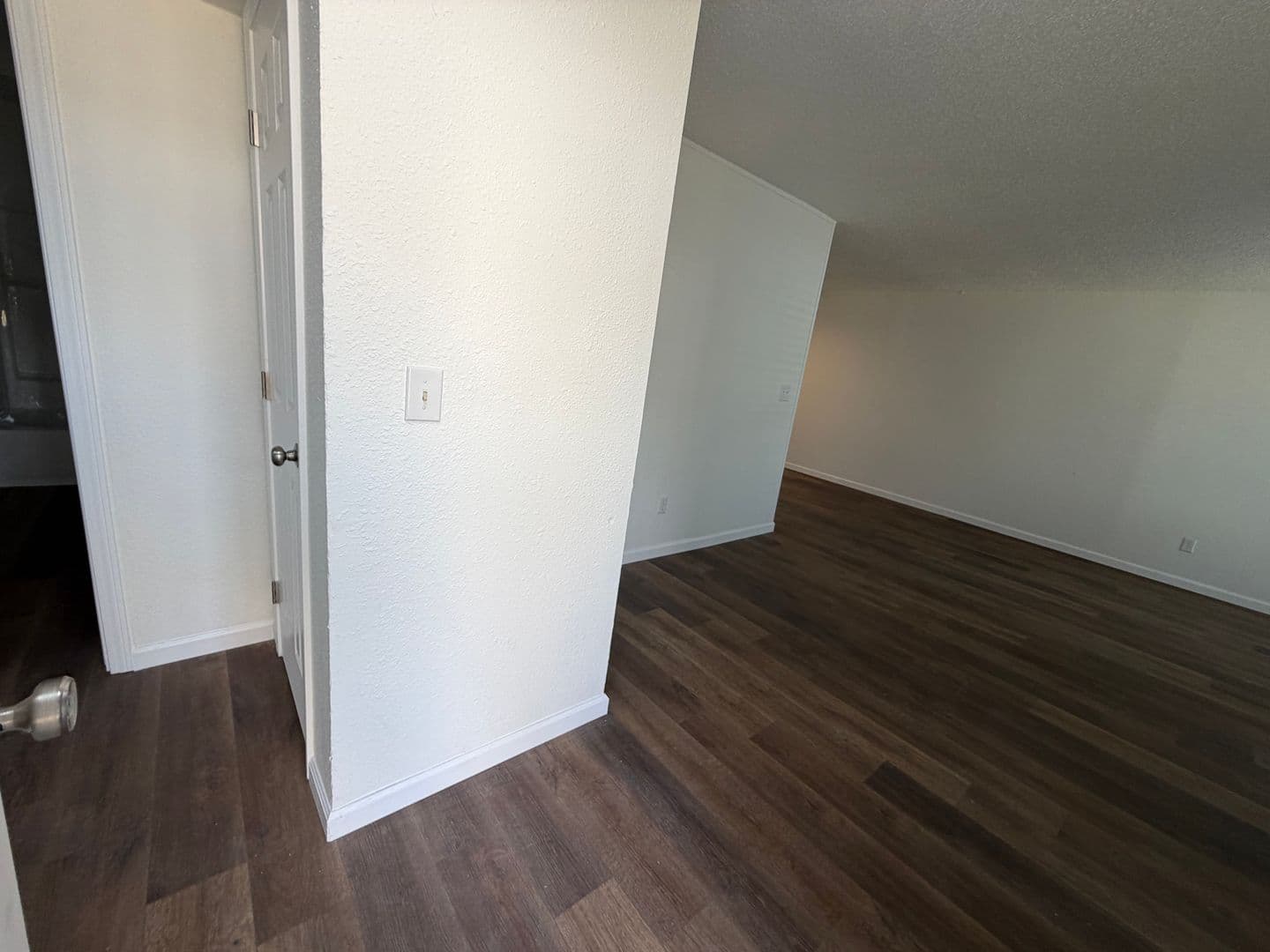 Bethany Apartment: 1900 N Rockwell Ave