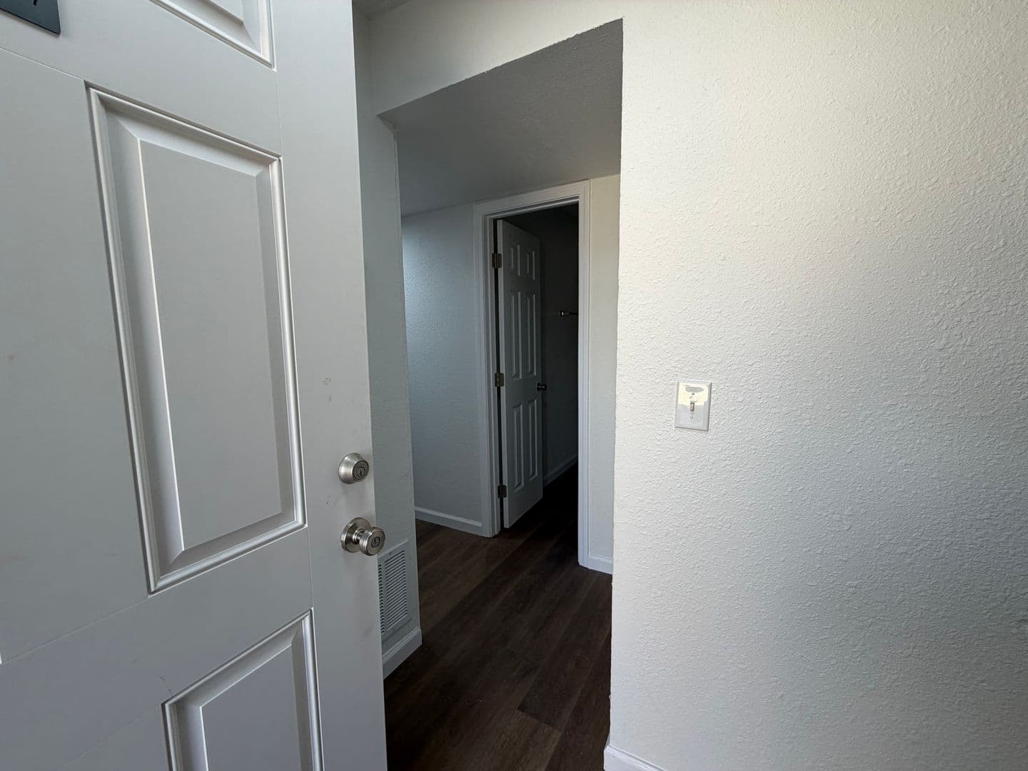 Bethany Apartment: 1900 N Rockwell Ave