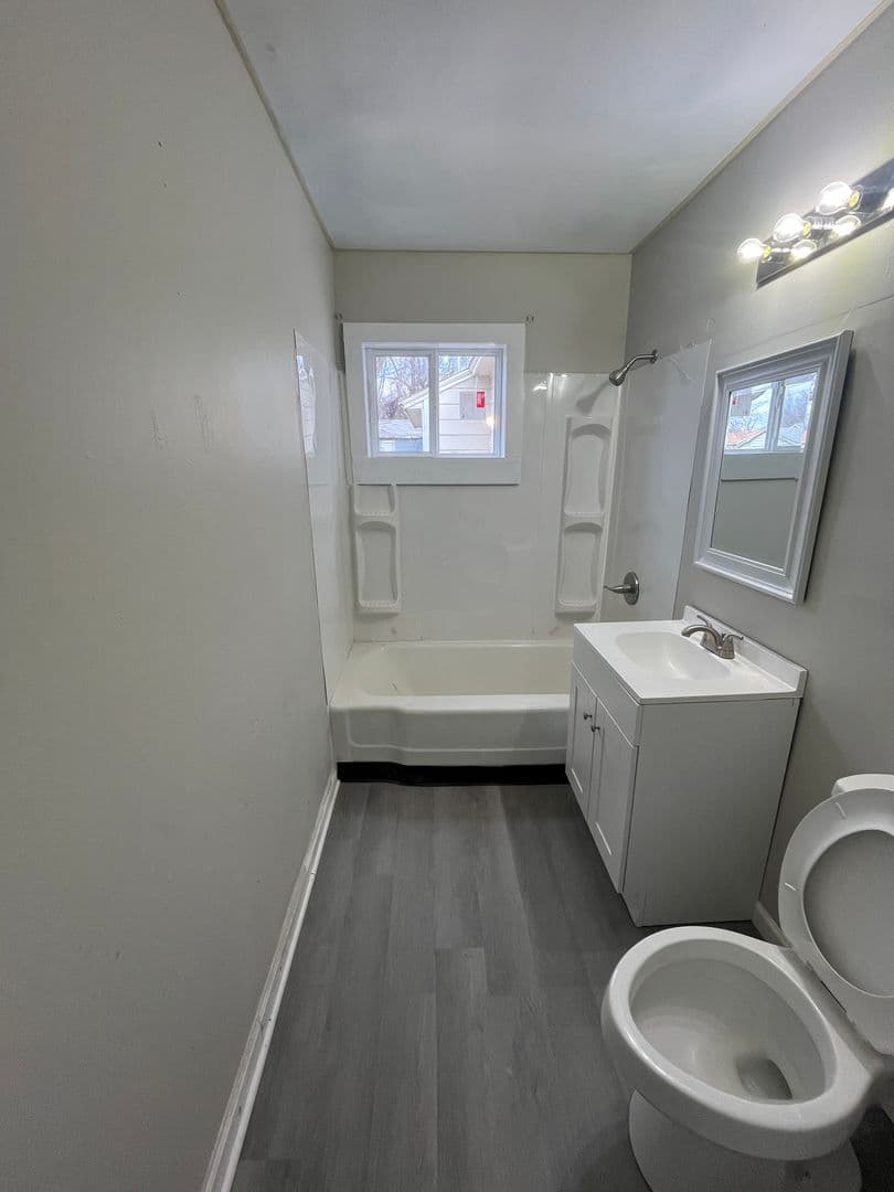 Tulsa House: 4220 N Frankfort Ave