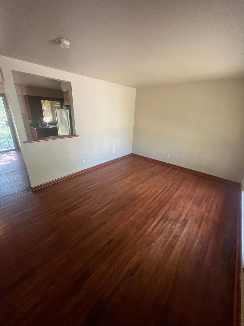 Tulsa House: 810 E 52nd St North