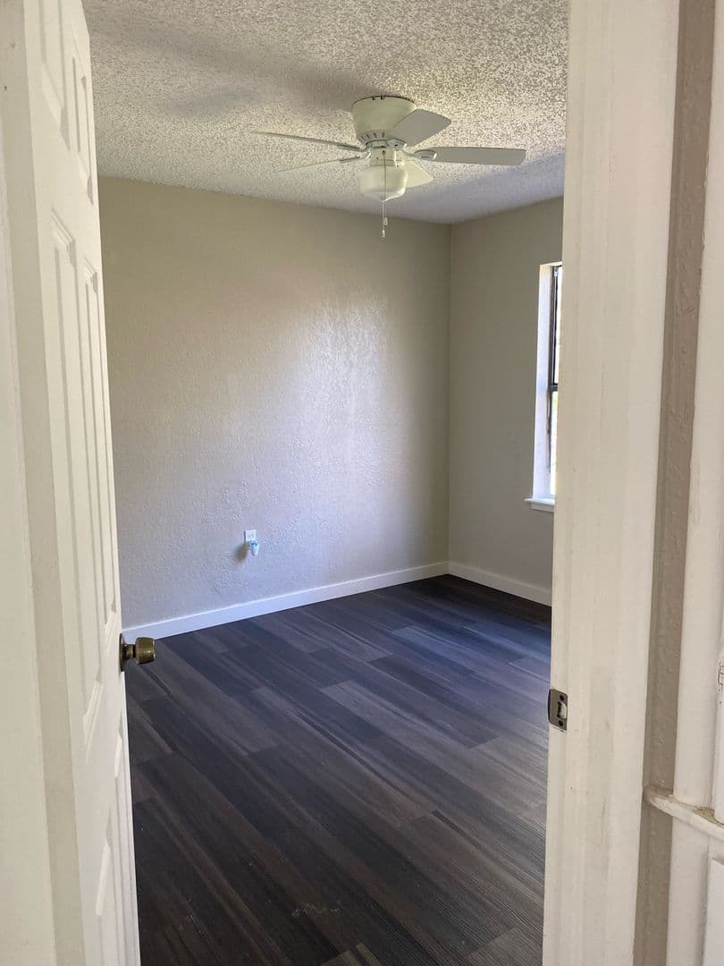 Tulsa House: 4665 N Main St