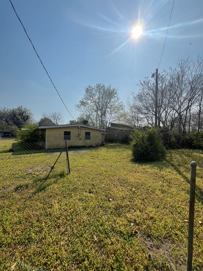 Tulsa House: 267 E 54th St N