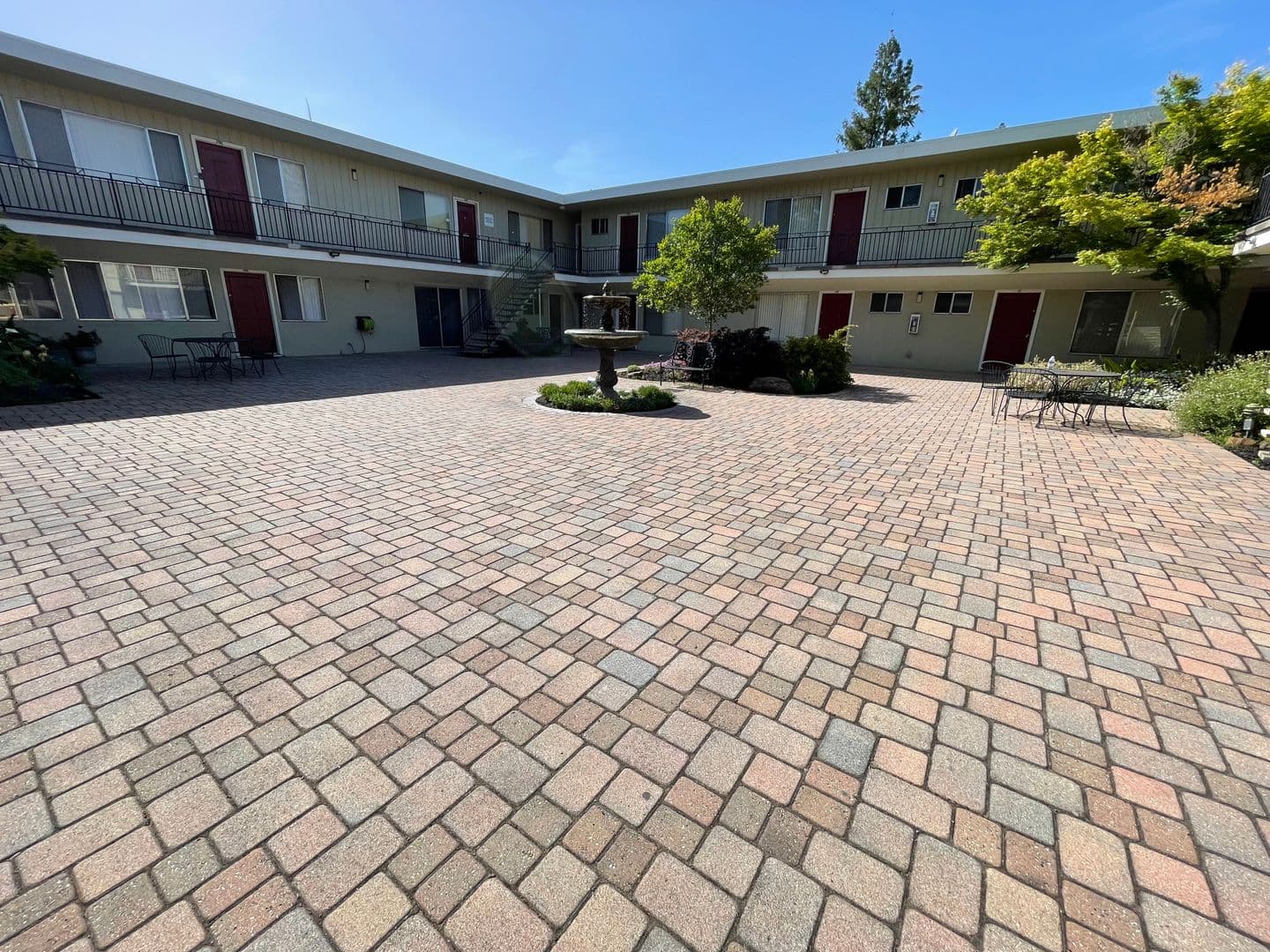 Concord Condo: 1651 Detroit Ave