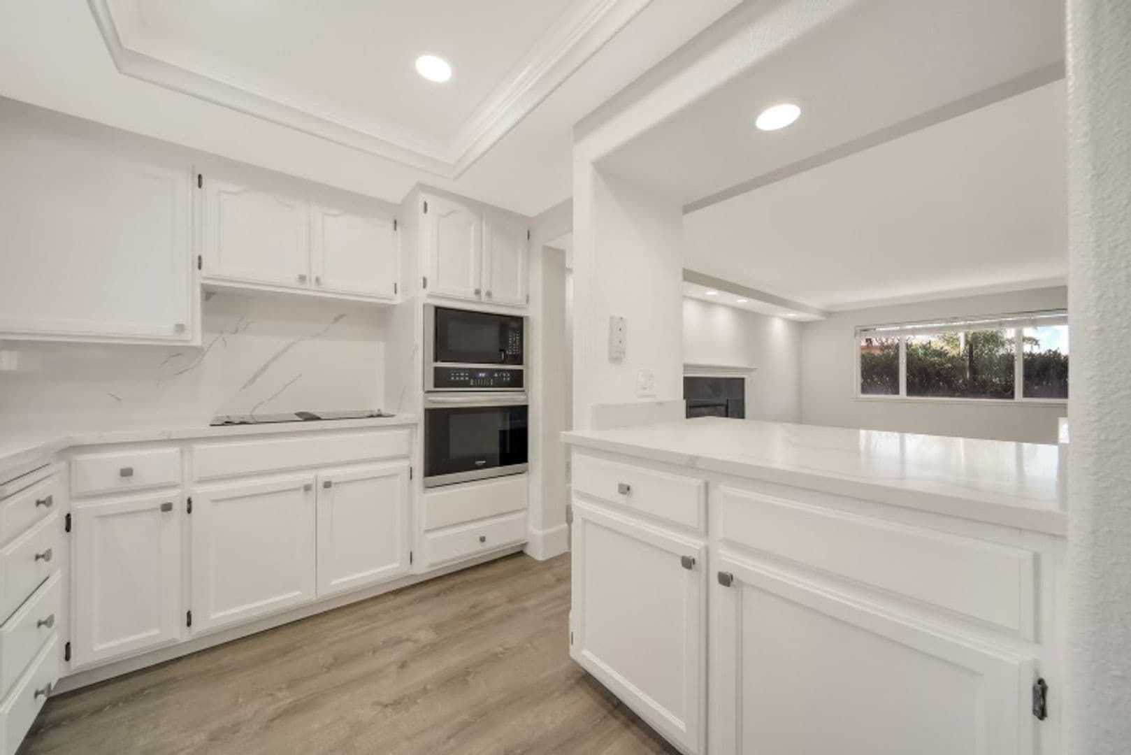 Discovery Bay Townhome: 905 Lido Circle