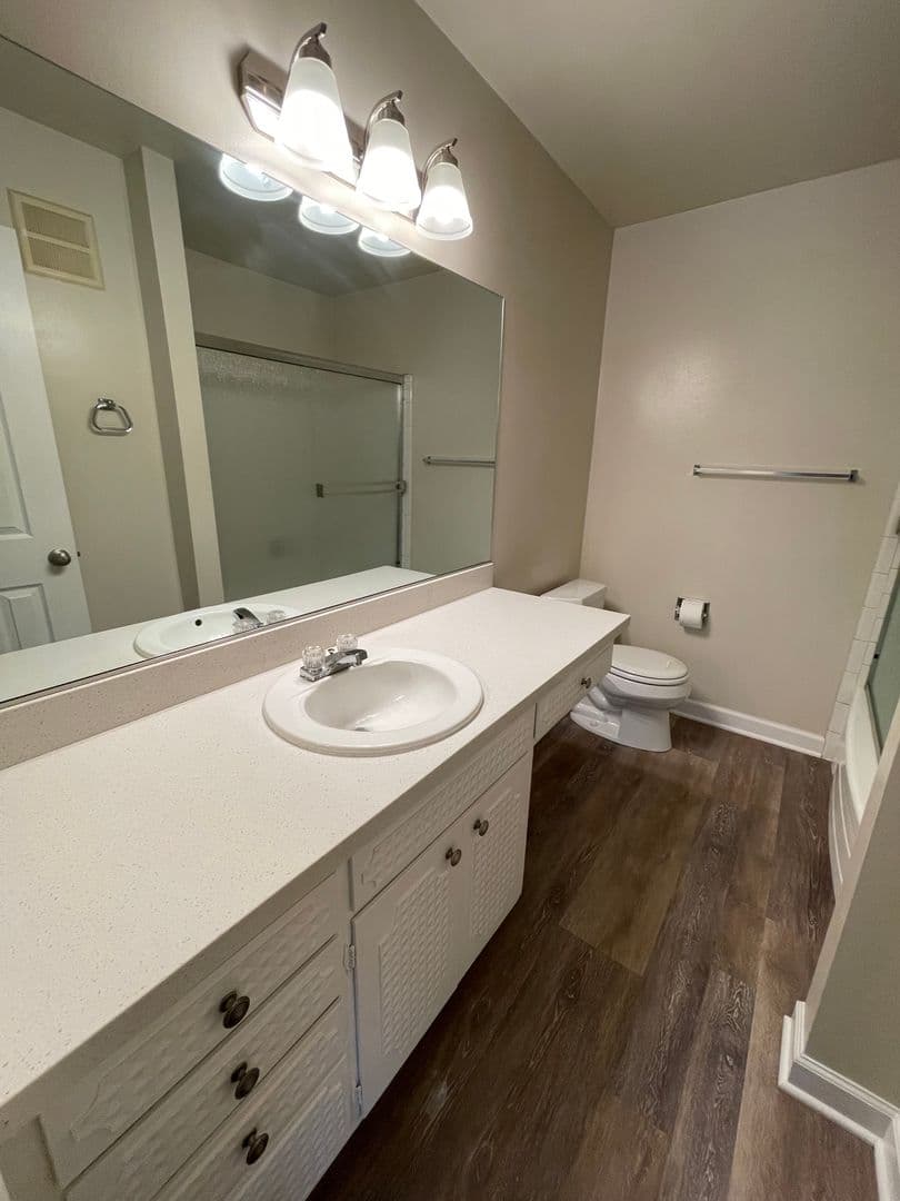 Concord Condo: 1651 Detroit Ave