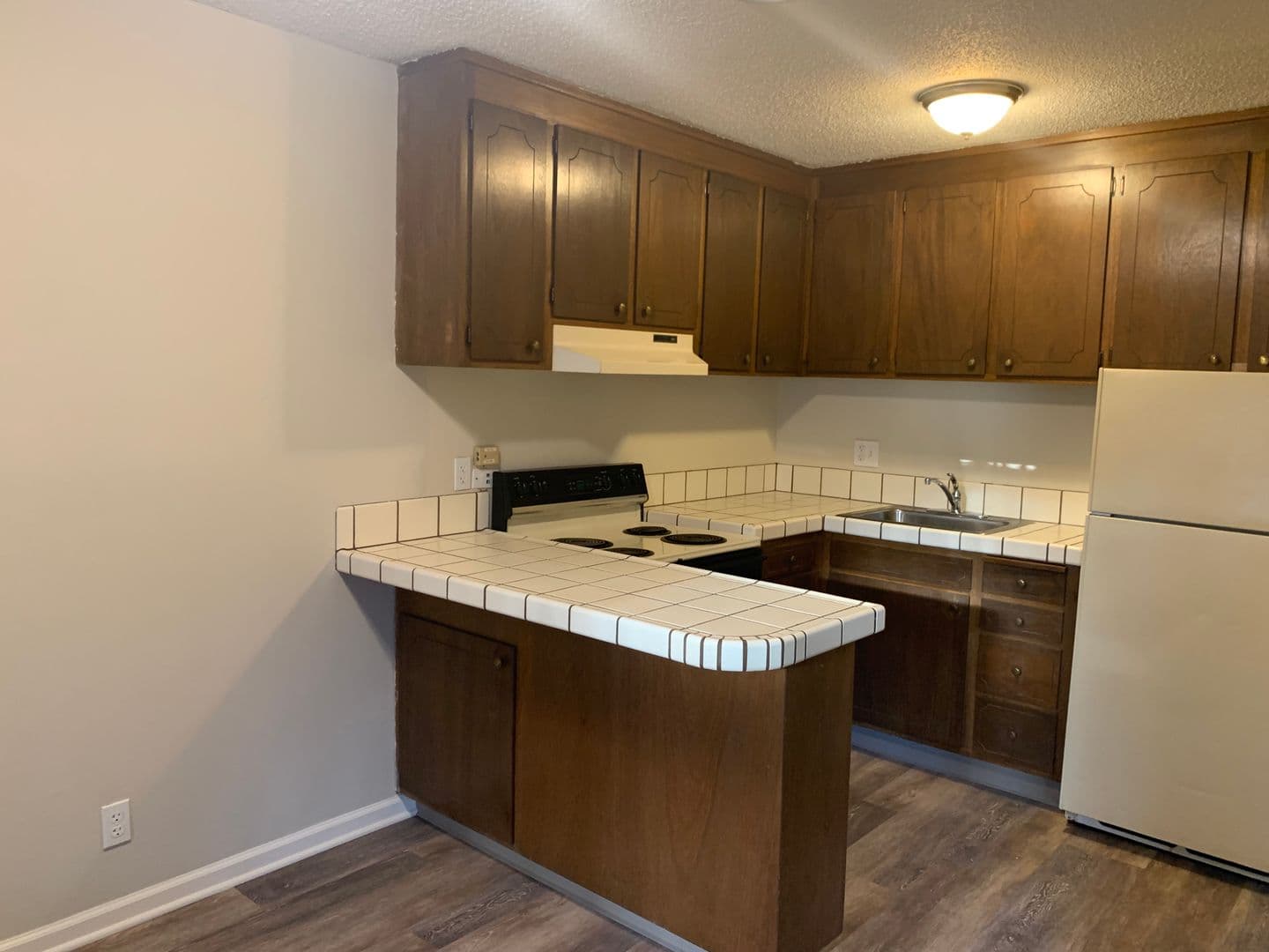 Concord Condo: 1651 Detroit Ave Unit 113