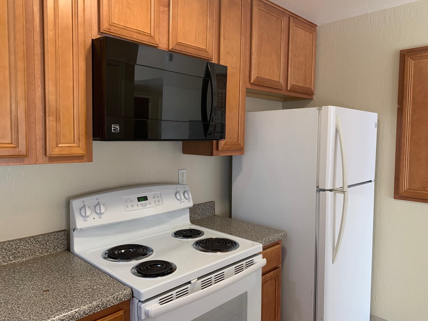 Antioch Condo: 8 Madrid Ln