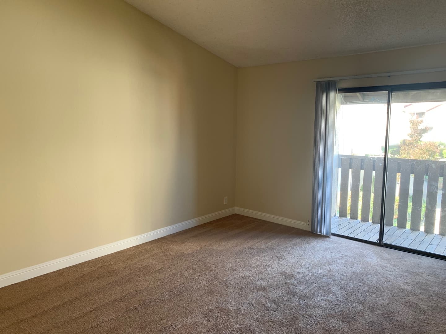 Antioch Condo: 8 Madrid Ln