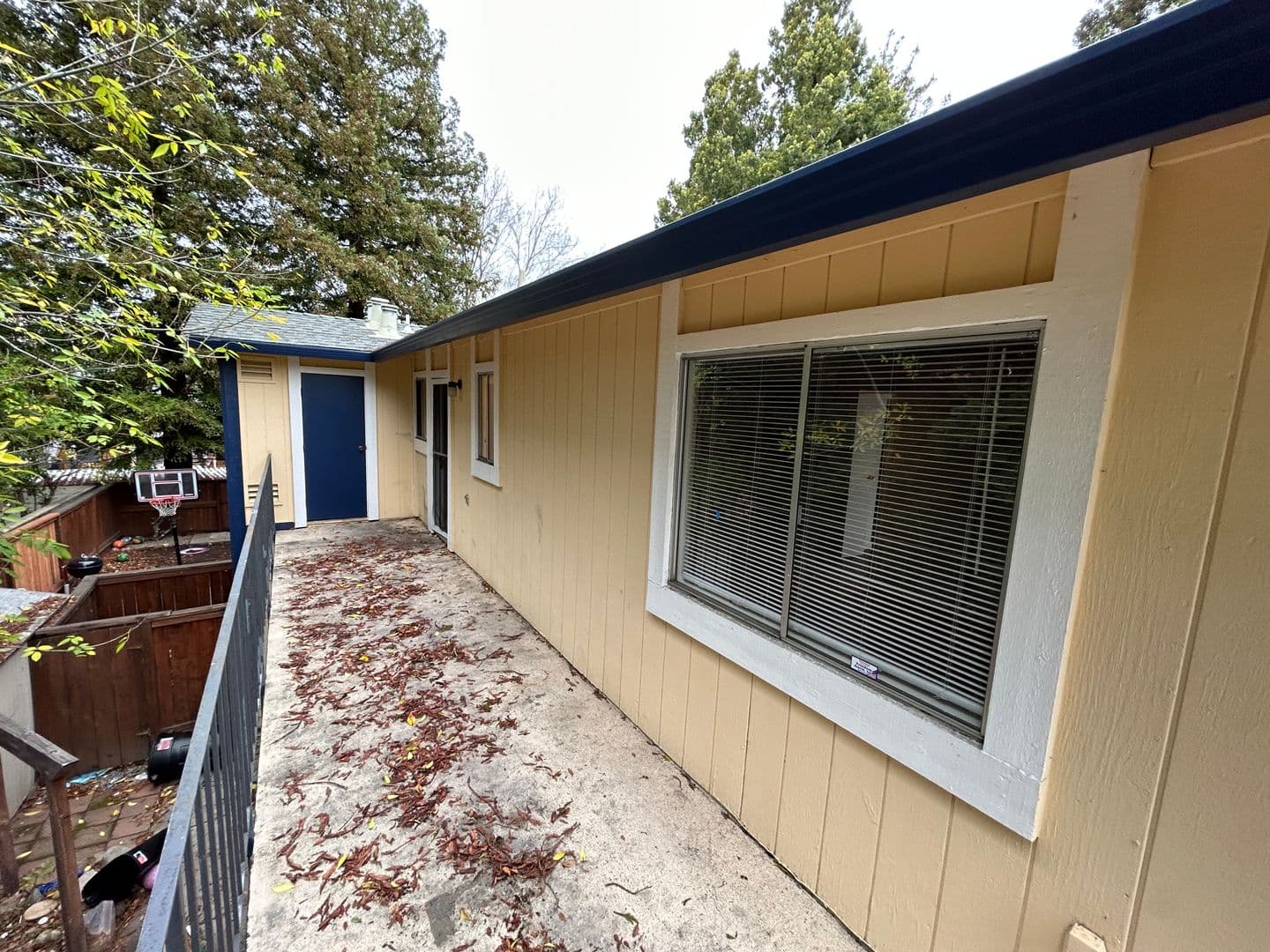 Concord Condo: 1520 Schenone Ct #10